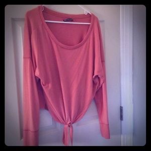 Abercrombie coral top with a front tie detail
